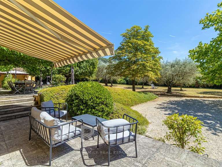 Maison Sablet - 5 chambres - 230m²