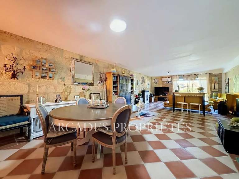 Propriété Sablons - 9 chambres - 370m²