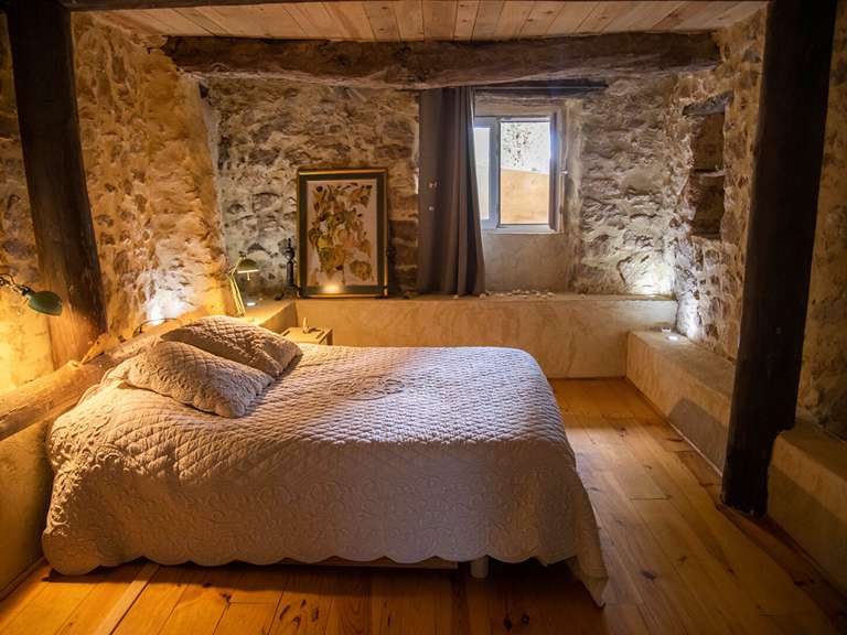 Maison Sabran - 16 chambres - 668m²