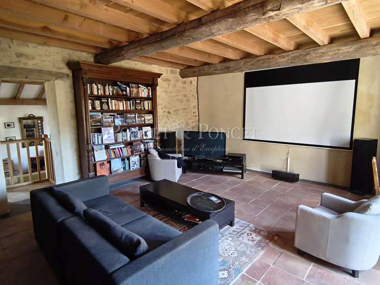 Propriété Sabran - 1 chambre - 710m²