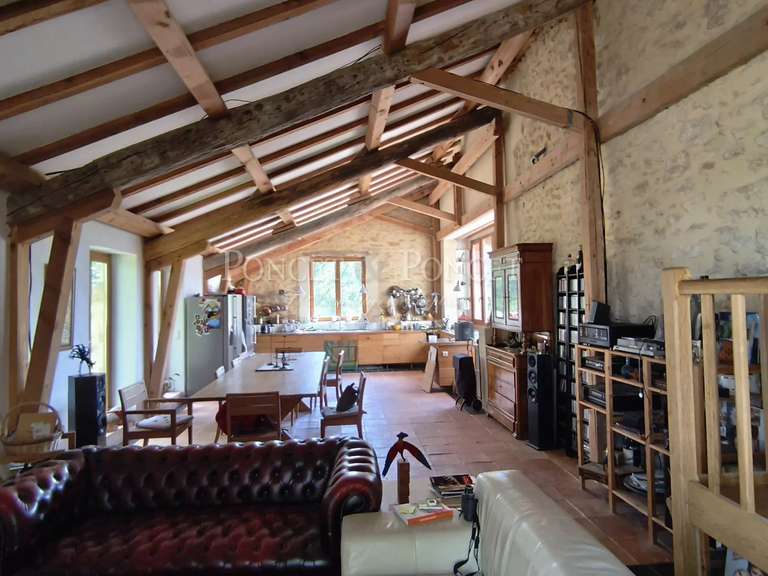 Propriété Sabran - 1 chambre - 710m²