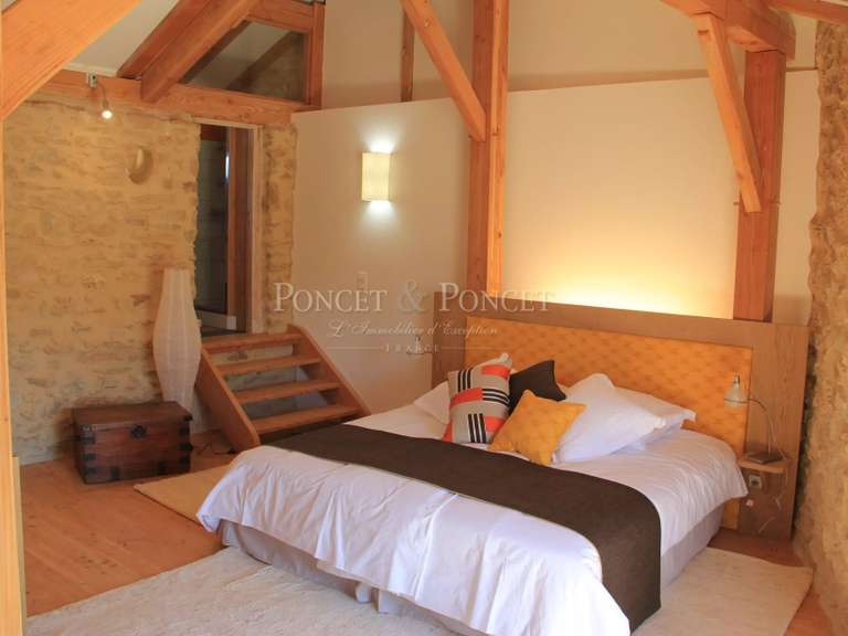 Propriété Sabran - 1 chambre - 710m²