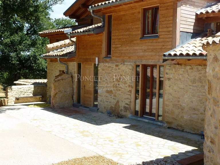 Propriété Sabran - 1 chambre - 710m²