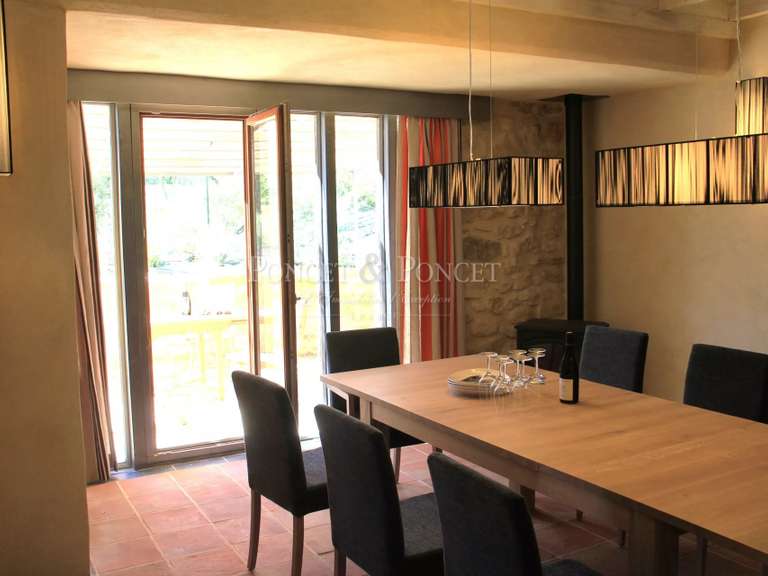 Propriété Sabran - 1 chambre - 710m²