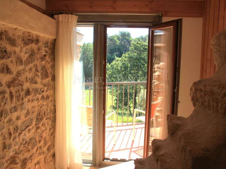 Propriété Sabran - 1 chambre - 710m²