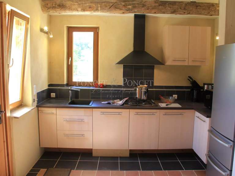 Propriété Sabran - 1 chambre - 710m²