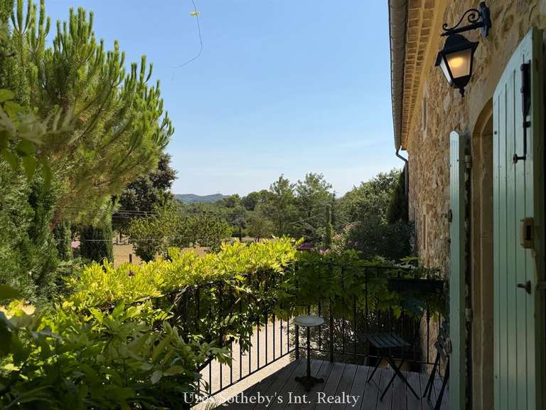 Propriété Sabran - 16 chambres - 670m²