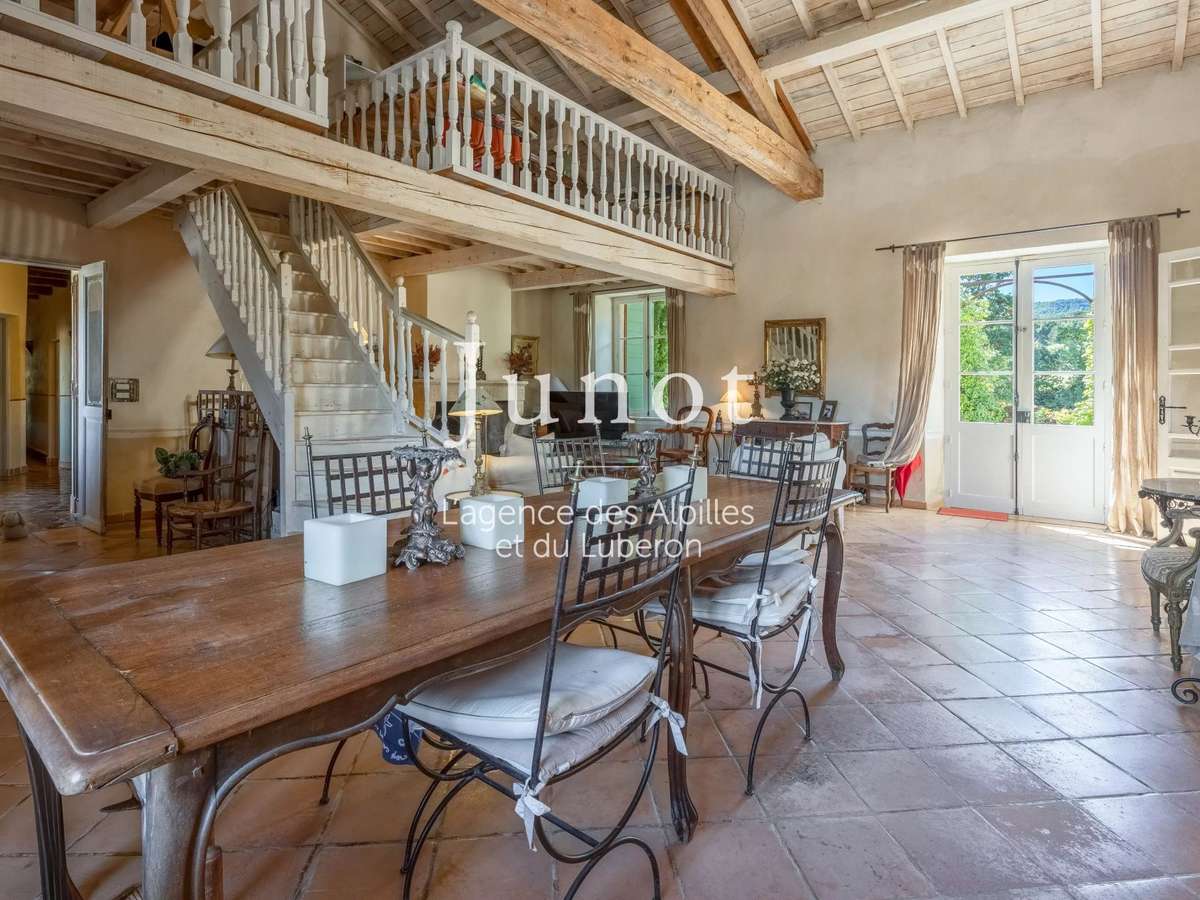 Maison Saignon