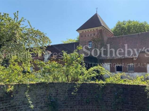 Maison Sailly-lez-Lannoy - 6 chambres - 300m²