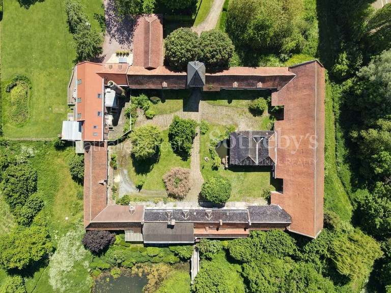 Maison Sailly-lez-Lannoy - 6 chambres - 300m²