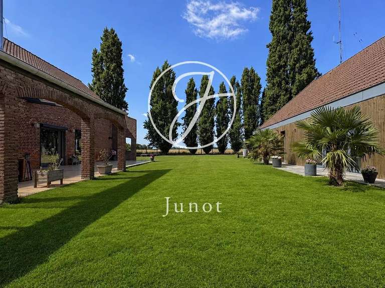 Maison Sailly-lez-Lannoy - 7 chambres - 490m²