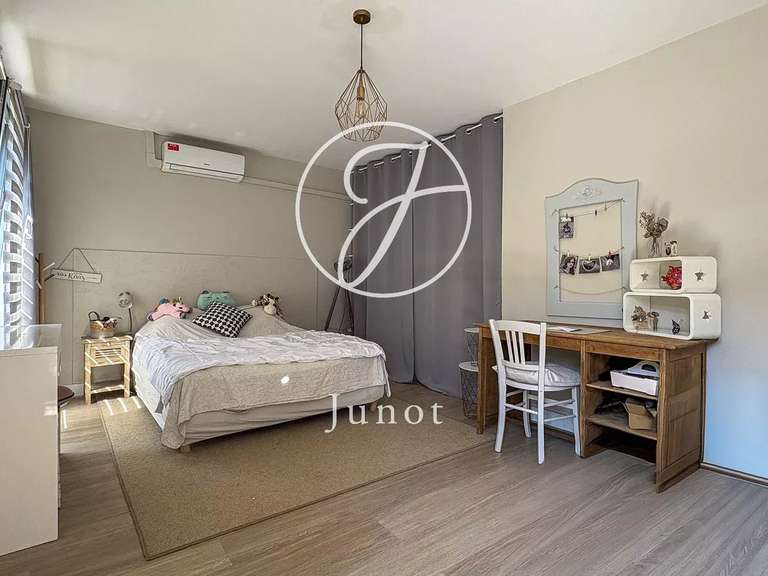 Maison Sailly-lez-Lannoy - 7 chambres - 490m²