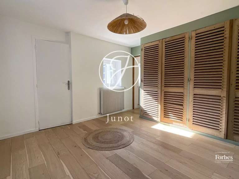 Maison Sailly-lez-Lannoy - 5 chambres - 175m²