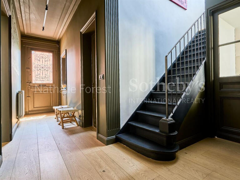 Maison Sainghin-en-Mélantois - 5 chambres - 215m²