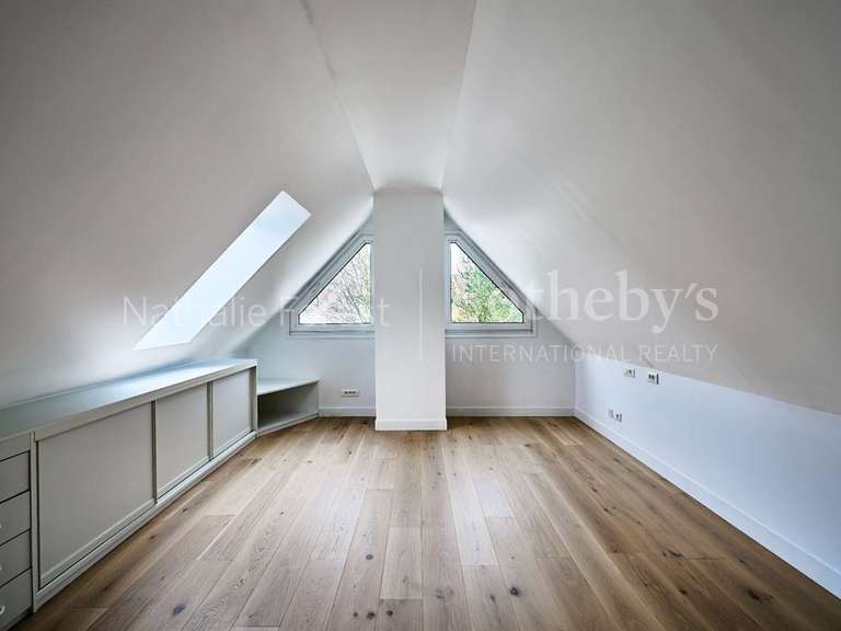 Maison Sainghin-en-Mélantois - 4 chambres - 225m²