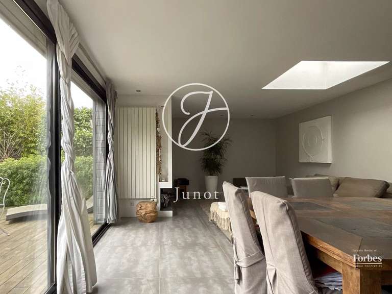 Maison Sainghin-en-Mélantois - 5 chambres - 217m²
