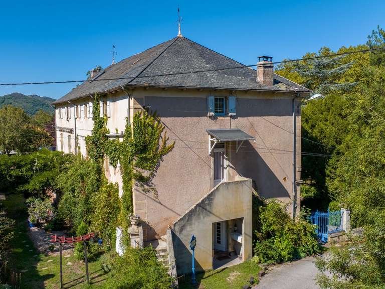 Maison Saint-Affrique - 11 chambres - 650m²