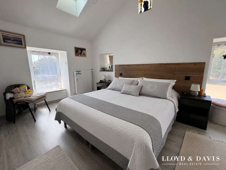 Maison Saint-Agrève - 7 chambres - 286m²