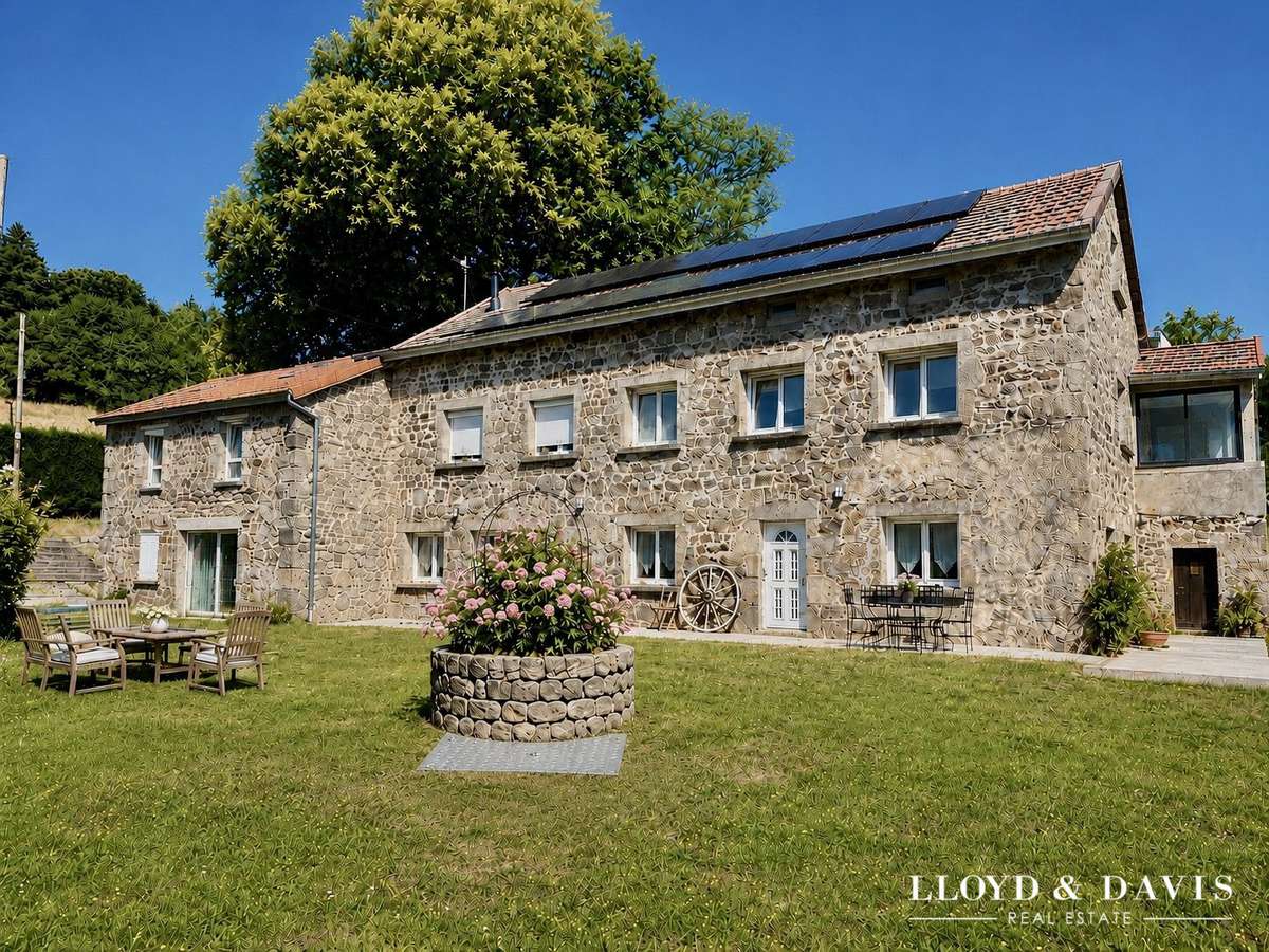 Maison Saint-Agrève