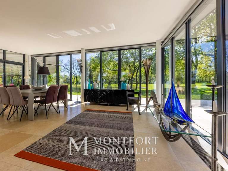 Maison Saint-Aignan-Grandlieu - 4 chambres - 651m²