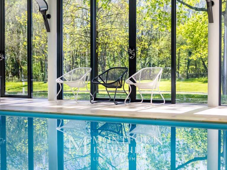 Maison Saint-Aignan-Grandlieu - 4 chambres - 651m²