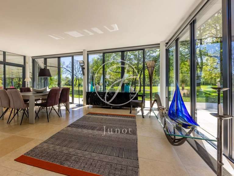 Maison Saint-Aignan-Grandlieu - 4 chambres - 651m²