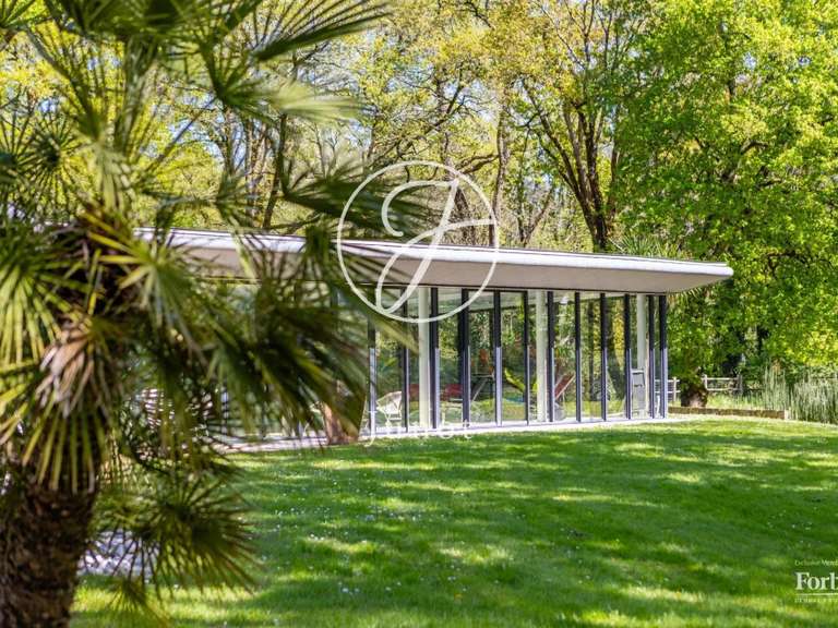 Maison Saint-Aignan-Grandlieu - 4 chambres - 651m²