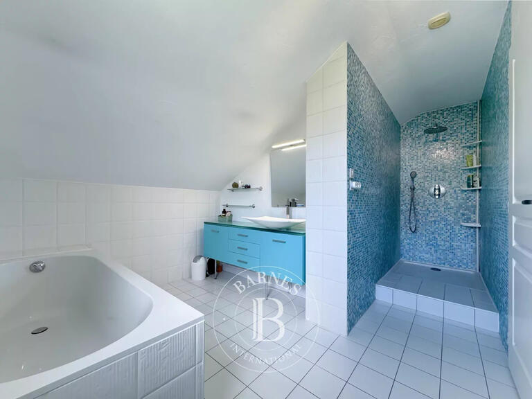 House Saint-Alban-Leysse - 4 bedrooms - 155m²