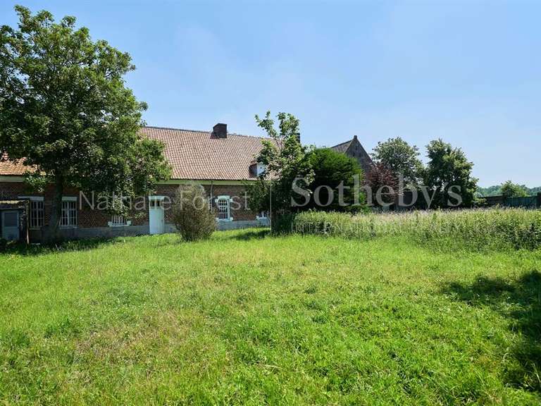 Maison Saint-Amand-les-Eaux - 3 chambres - 400m²