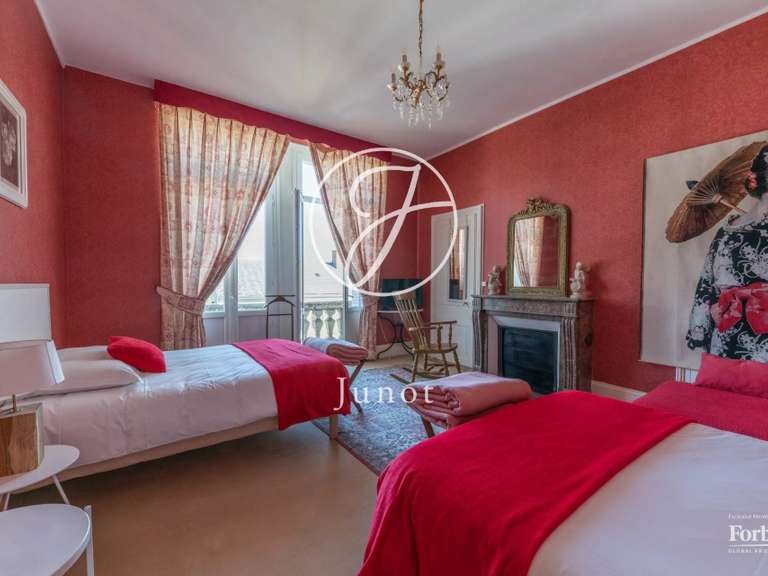 Hôtel particulier Saint-Amand-Montrond - 14 chambres - 844m²