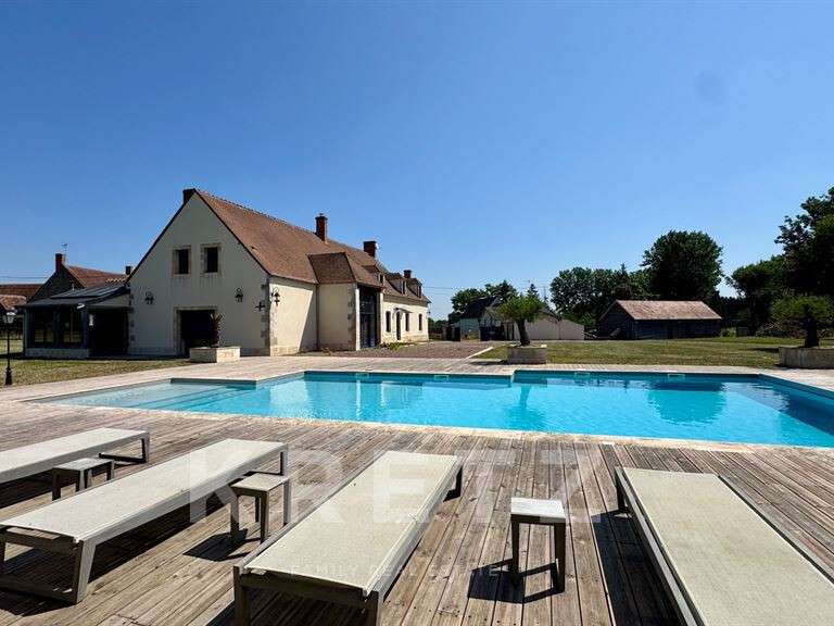 Maison Saint-Amand-Montrond - 4 chambres - 300m²