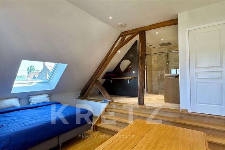 Maison Saint-Amand-Montrond - 4 chambres - 300m²