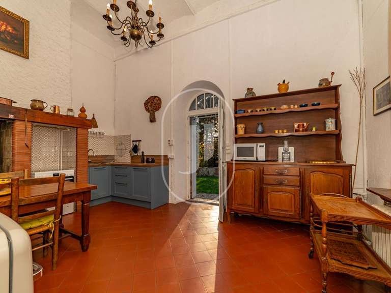 Château Saint-Ambroix - 9 chambres - 370m²