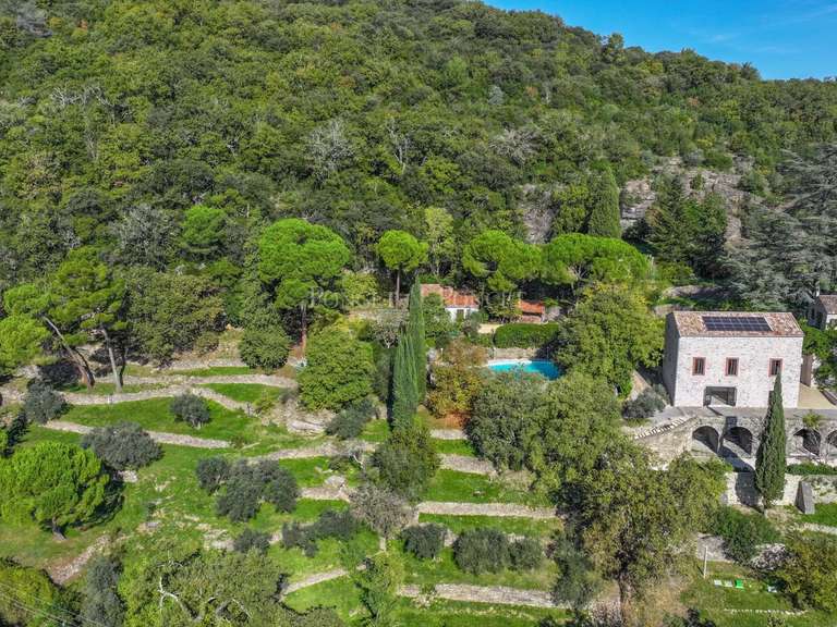 Maison Saint-Ambroix - 11 chambres - 750m²