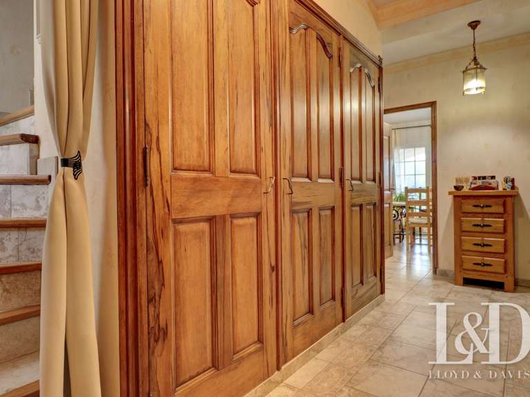 Maison Saint-Ambroix - 4 chambres - 175m²