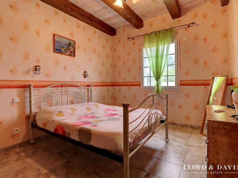 Maison Saint-Ambroix - 4 chambres - 175m²