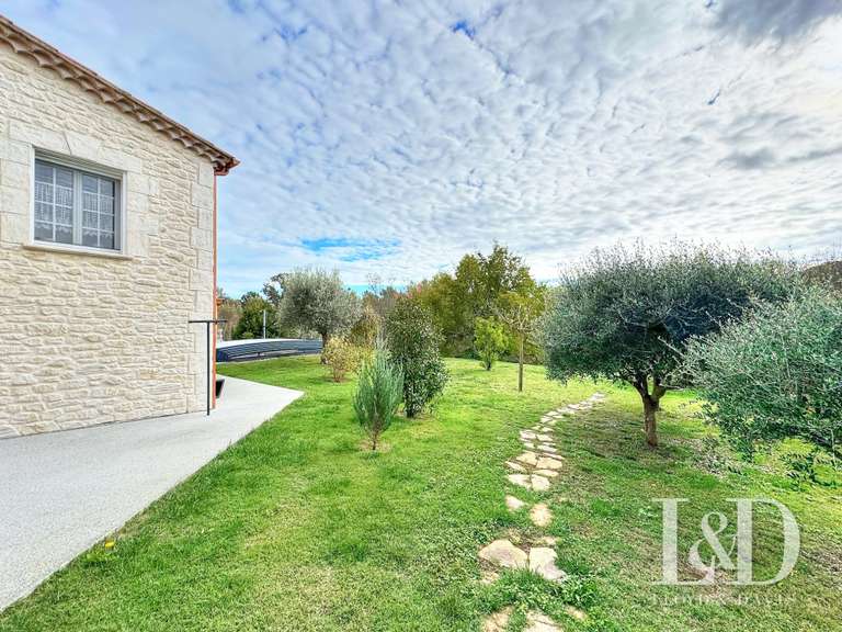 Maison Saint-Ambroix - 4 chambres - 175m²