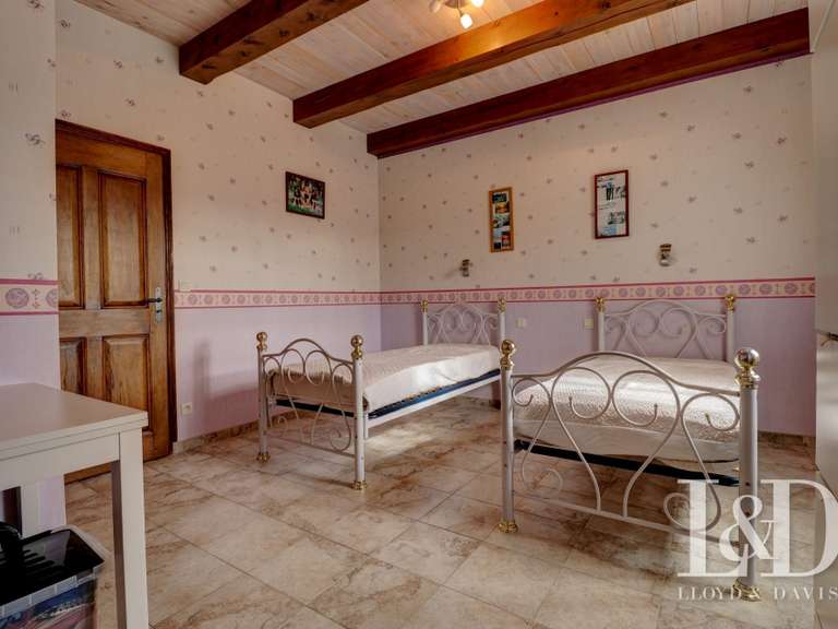 Maison Saint-Ambroix - 4 chambres - 175m²