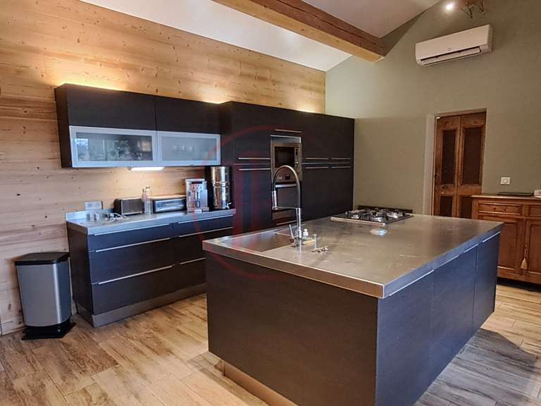 House Saint-Ambroix - 4 bedrooms - 215m²