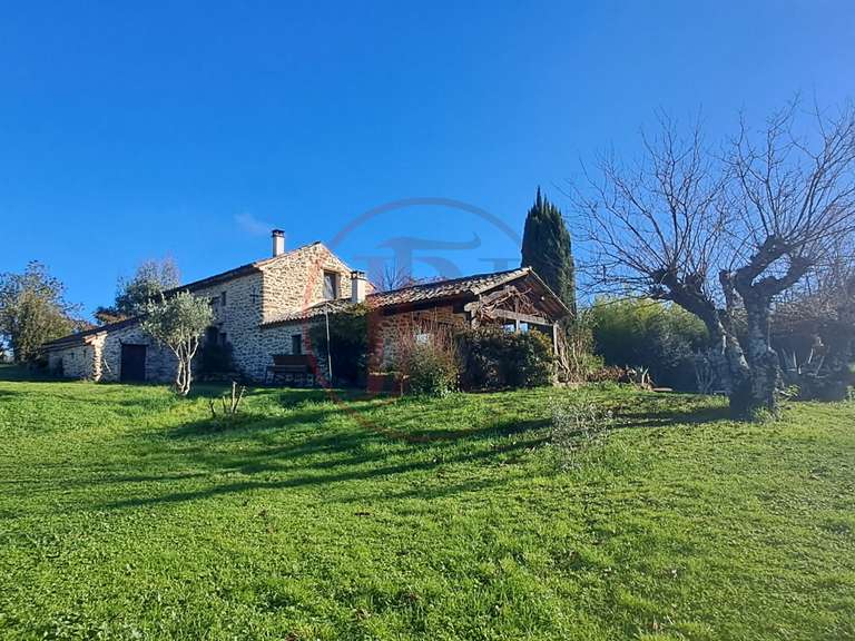 House Saint-Ambroix - 4 bedrooms - 215m²