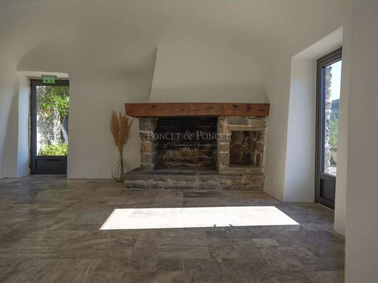 Propriété Saint-Ambroix - 14 chambres - 750m²