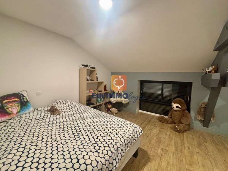 Maison Saint-André-de-Bâgé - 5 chambres - 180m²