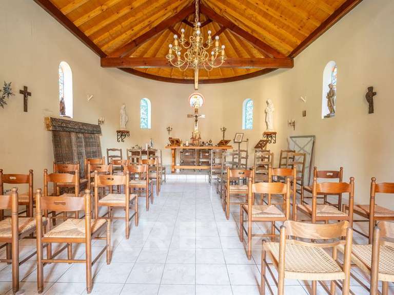 Castle Saint-André-de-Cubzac - 675m²
