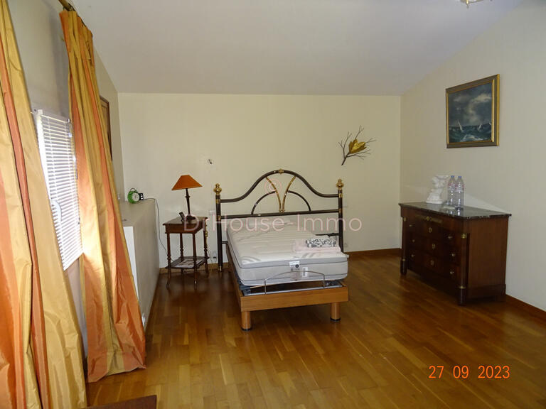 Vente Villa Saint-André-de-Cubzac - 4 chambres