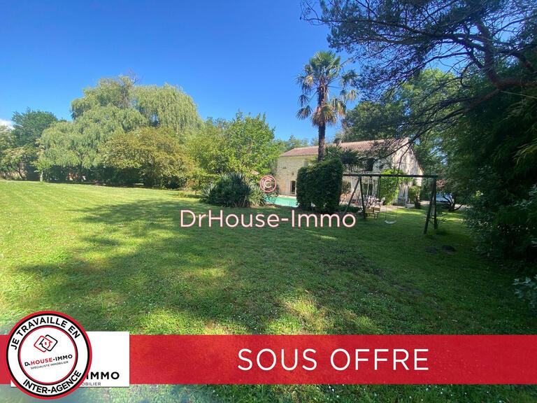 Villa Saint-André-de-Cubzac - 6 chambres - 294m²