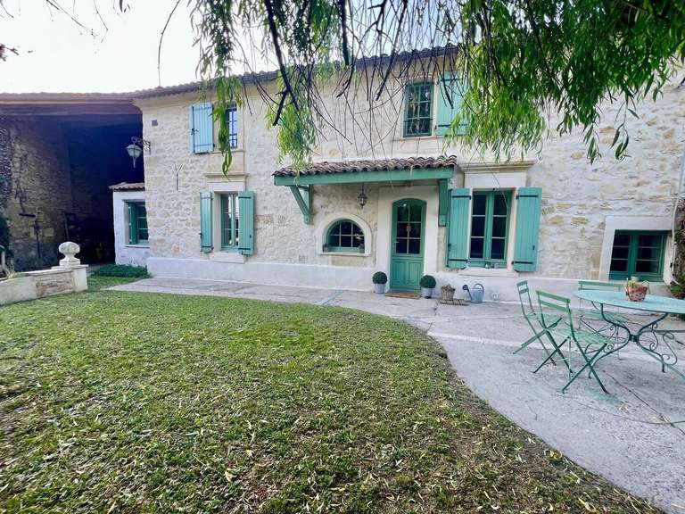 Villa Saint-André-de-Cubzac - 5 bedrooms - 195m²