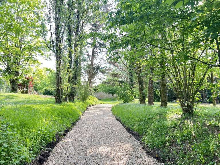 Villa Saint-André-de-Cubzac - 5 bedrooms - 195m²