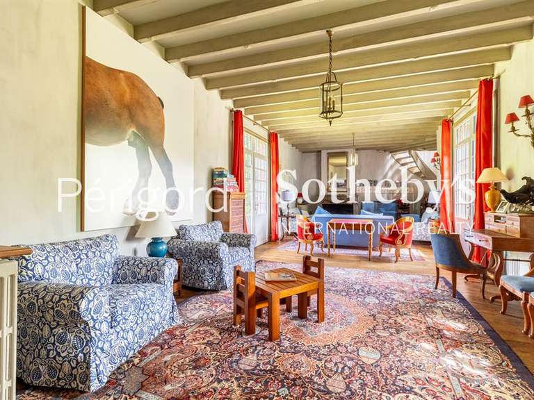 Maison Saint-André-de-Double - 9 chambres - 440m²