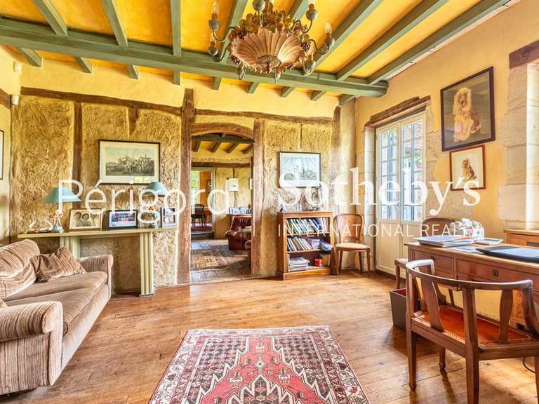 Maison Saint-André-de-Double - 9 chambres - 440m²