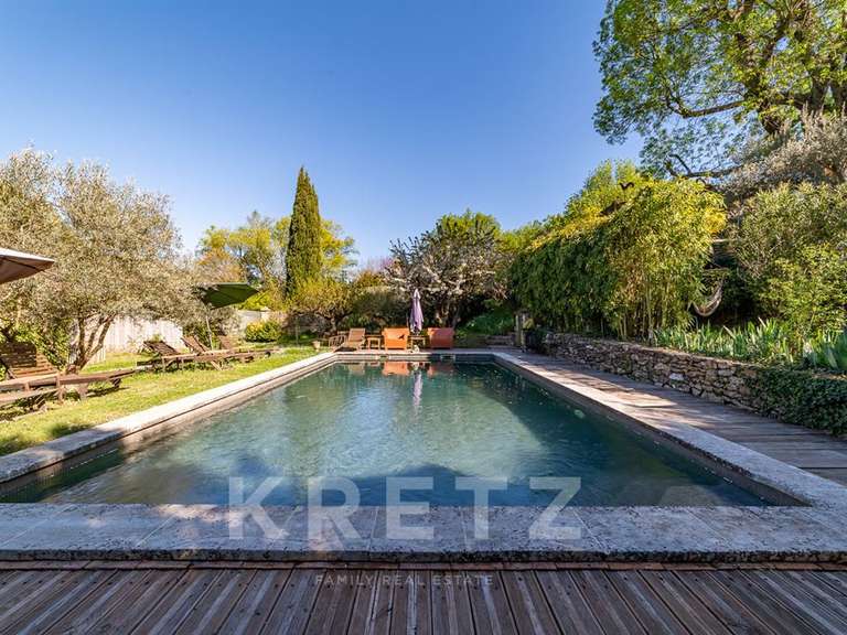 Propriété Saint-André-de-Roquepertuis - 7 chambres - 360m²